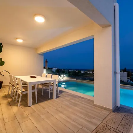 Villa Oriens Gennadi