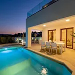 Villa Oriens Gennadi